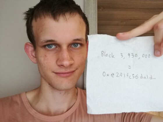 Vitalik Buterin él és az ethereum blokkláncot használta bizonyításképpen