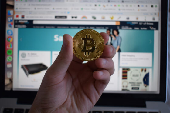 Az Amazon már túlélt egy eszközbuborékot, a bitcoin is túl fog