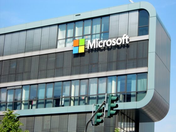 A Microsoft úgy döntött, beszáll az ICO-bizniszbe