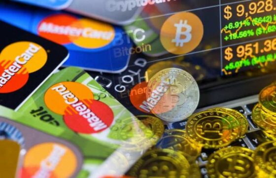 Jelentés: a Bitcoin 10 év múlva már a Visa és a MasterCard nyakán lesz