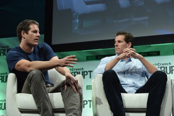 A Winklevoss ikrek versenyt hirdetnek: 1 BTC ütheti a nyertes markát