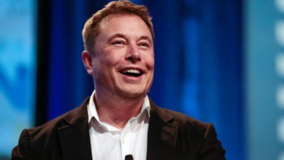 Tokent bocsát ki a SpaceX úgy, hogy Elon Musk nem is tud róla: brutál LAToken átverés