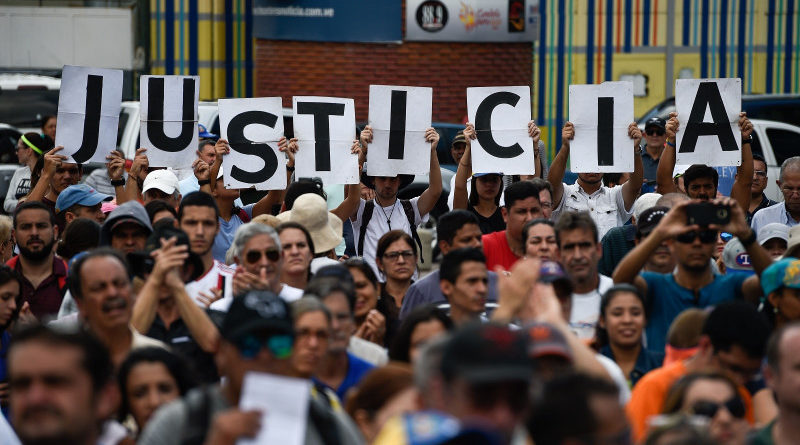 Venezuela Kína nyomdokaiba lép: indul a polgárok nyomon követése