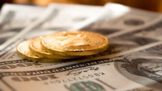 A Goldman szerint a stabil dollár napjai meg vannak számlálva. A Bitcoin lesz az új világpénz?