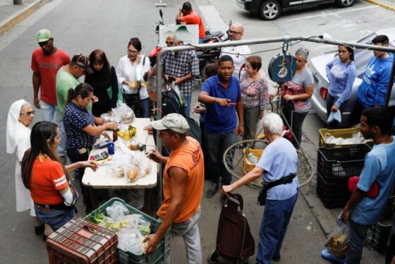 Venezuelának gyűjt a Dash közösség, óriási káosz van az országban