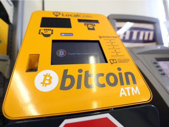 Már 10 000 Bitcoin ATM van szerte a világon