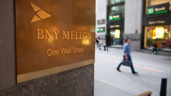 A Bank of New York Mellon banknak is köze van a OneCoin csaláshoz