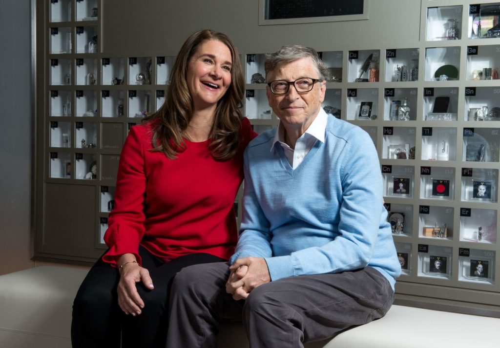 bill gates közösségi média