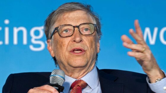 Bill Gates: A koronavírus a légitársaságokat is romba döntheti