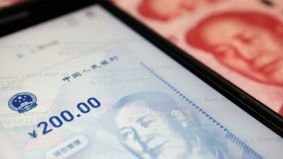 A kínai Sencsen 900 millió forintnyi digitális jüant sorsol ki