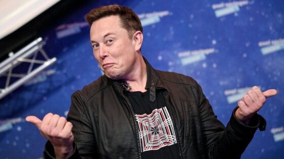 Elon Musk NFT digitális műalkotást árul, címe: „Egy dal az NFT-kről”