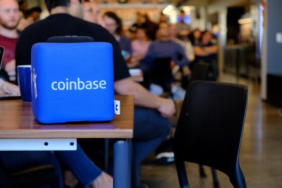 Hatalmasat nőtt a Coinbase, becsült árbevétele 1,8 milliárd USD volt a negyedévében