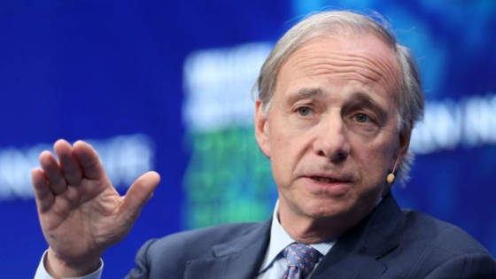 Ray Dalio jótanácsa: a készpénz mehet is a kukába