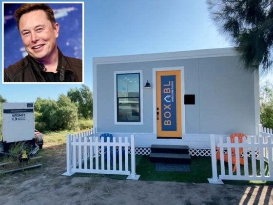 Elon Musk egy bódéban húzta meg magát, amit ráadásul bérel