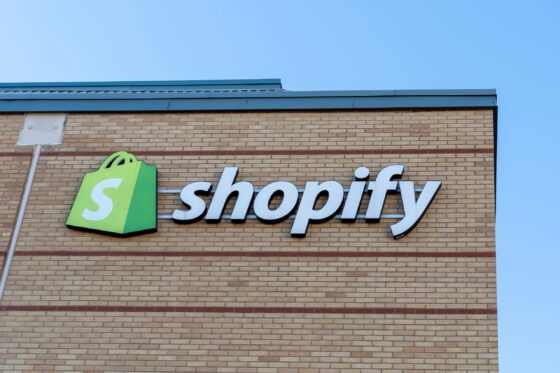 NFT alkotással újít az Shopify NFT app