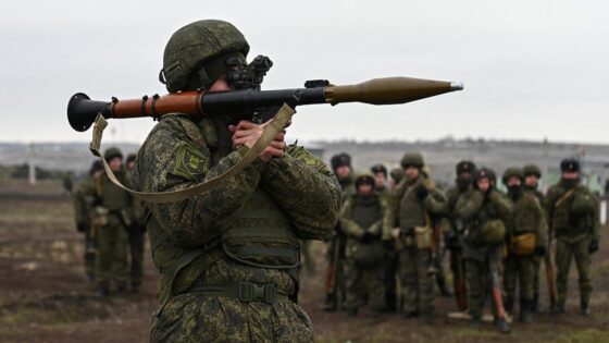 A horvát államfő Bident hibáztatja az orosz-ukrán konfliktusért