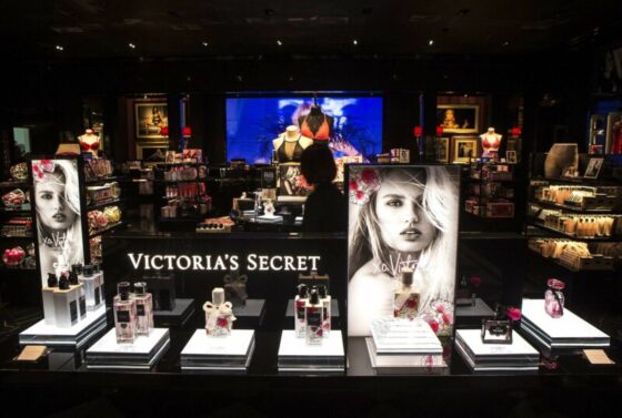 A Victoria’s Secret is fejest ugrik a metaverzum és az NFT-k világába