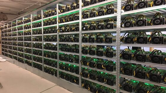 A Bitcoin-bányászok februári bevétele alig haladta meg az 1 milliárd dollárt