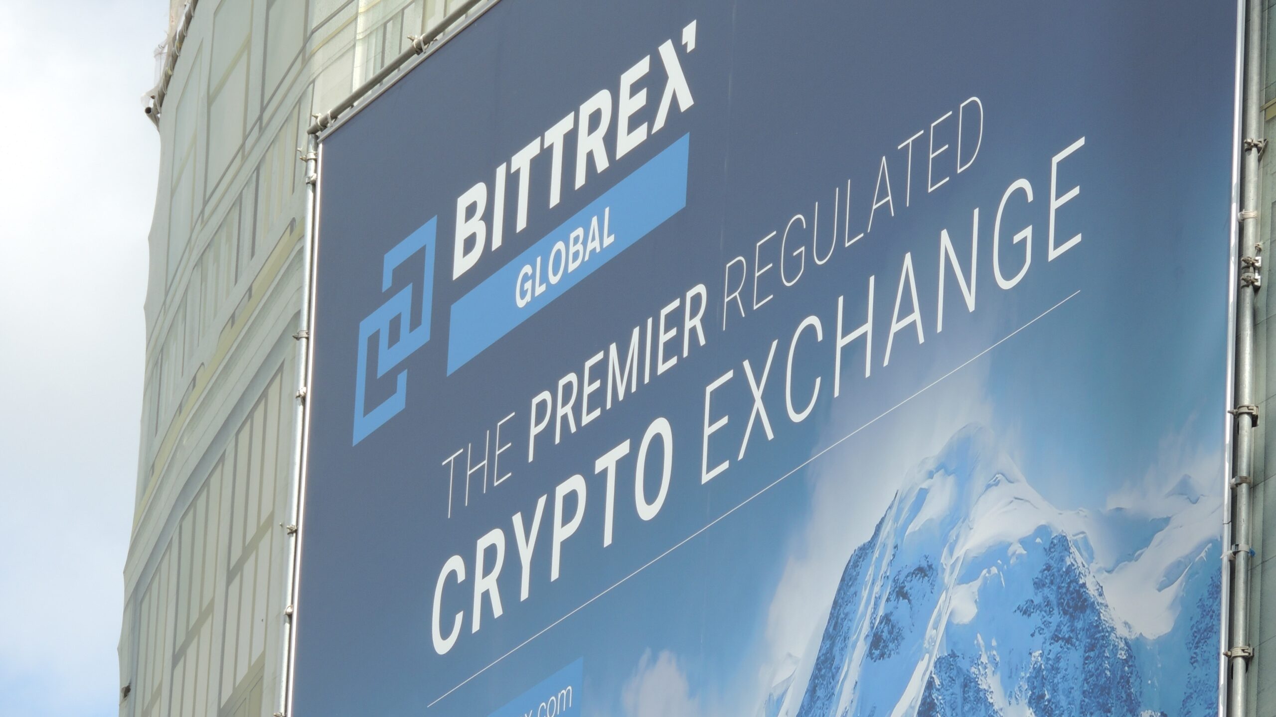 Leállítja működését a Bittrex Global kriptotőzsde, kiemelt kép