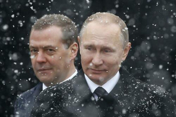 Medvegyev: Oroszország kénytelen nukleáris apokalipszist indítani NATO támadáskor