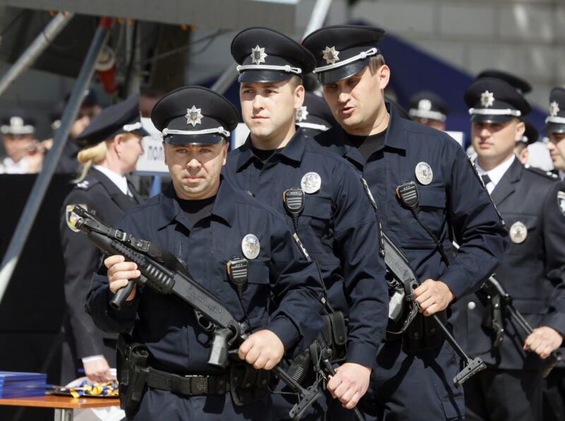 Ukrán rendőröknek adták ki magukat, 12 évet is kaphatnak, kiemelt kép