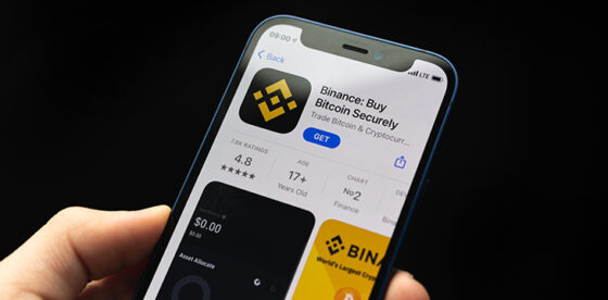 A Binance vezeti a letöltési listákat szeptemberben