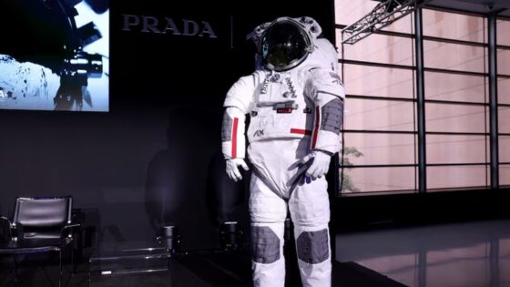 Trendi holdraszállás: A Prada szkafandert tervezett a NASA számára a következő űrutazáshoz