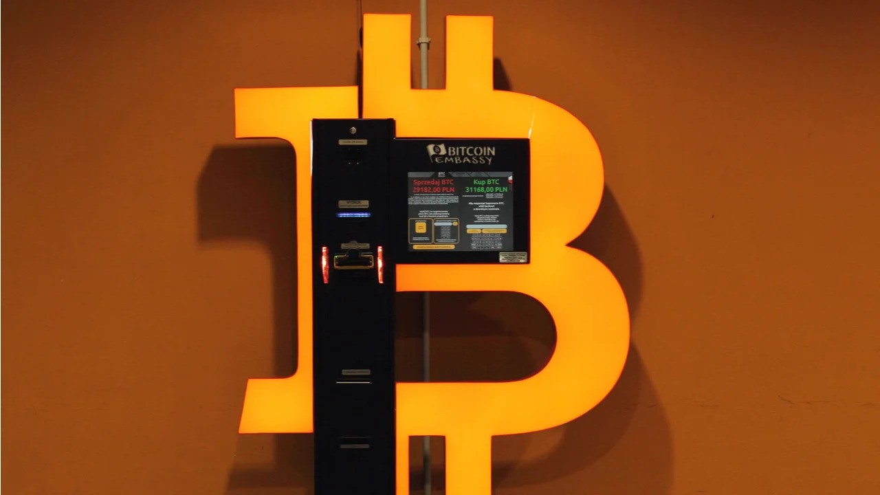 Lengyelország beelőzte Salvadort a Bitcoin ATM-ek számában, kiemelt kép