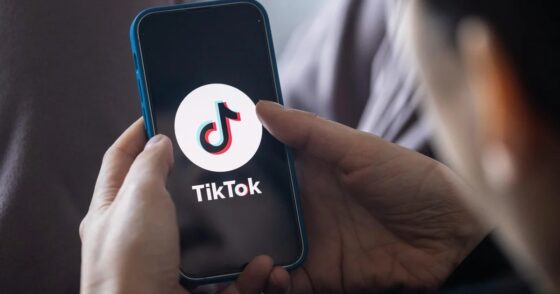 Elhülyíti a TikTok a fiatalokat?